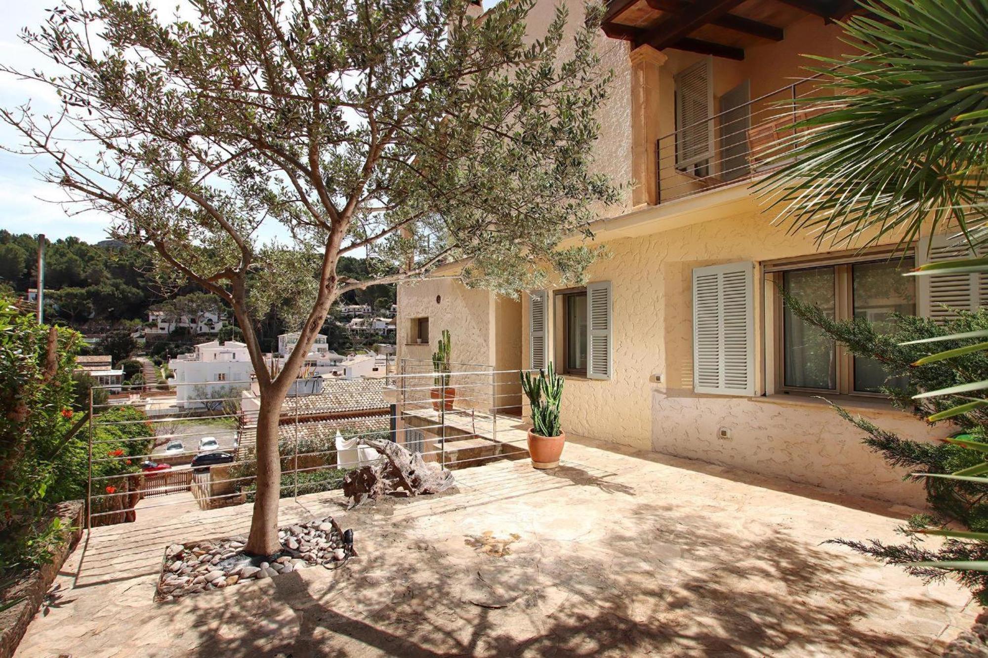 Nuria Apartment